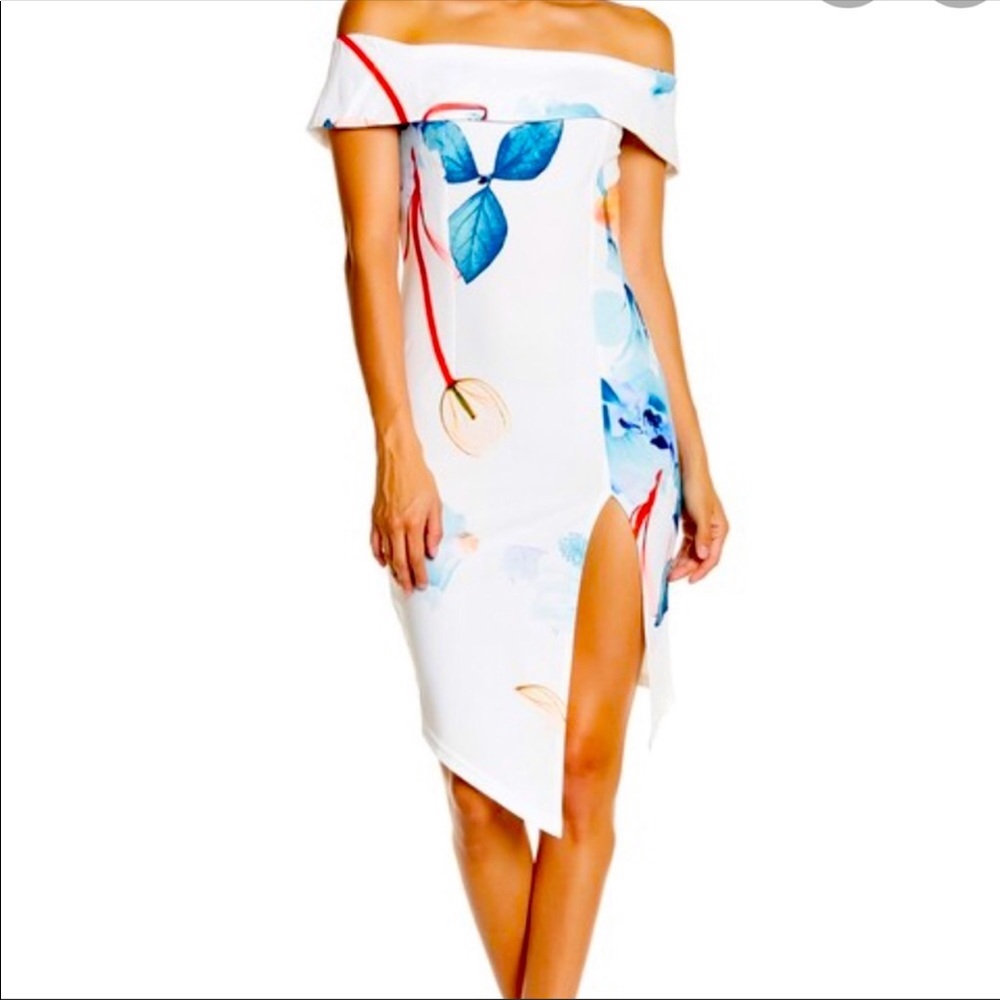 L’ATISTE by Amy Off-Shoulder Dress